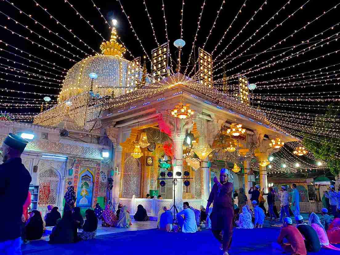 Khwaja Garib Nawaz ne kiya murde ko sk monta